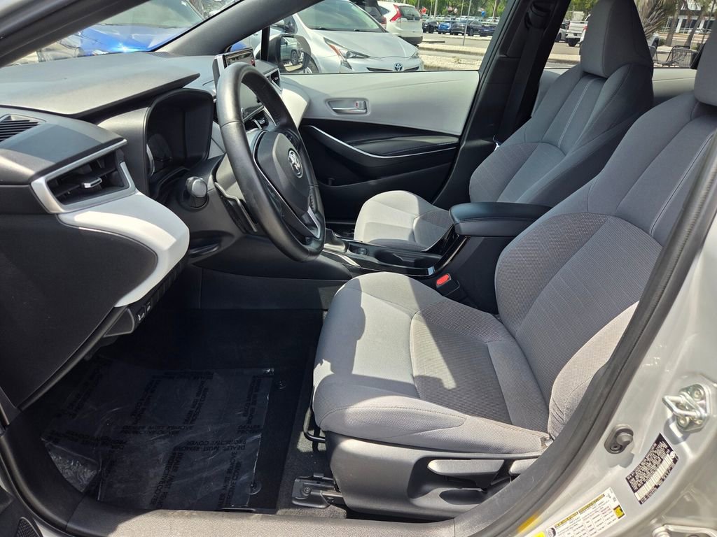 Used 2020 Toyota Corolla SE FWD image 4