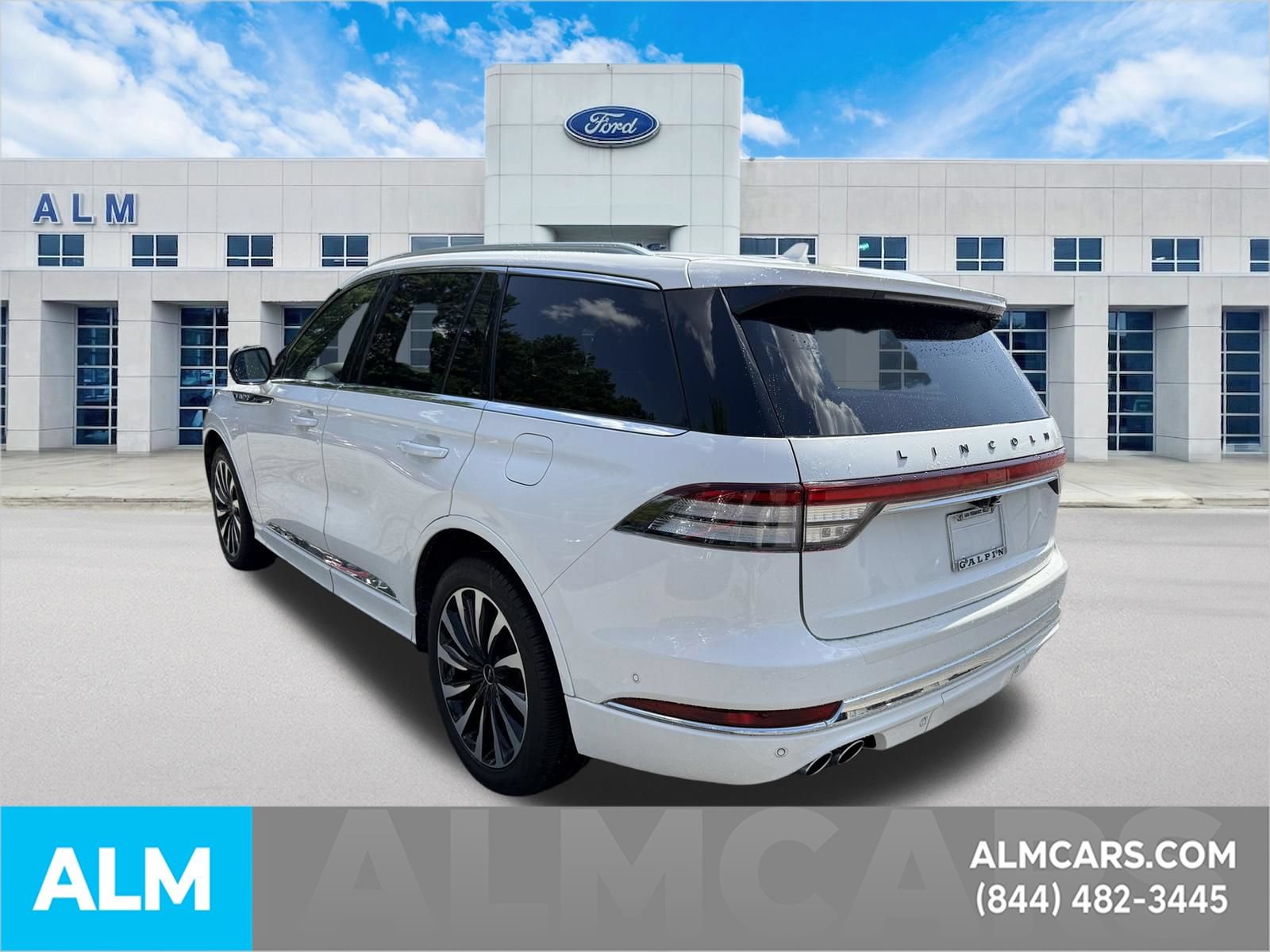 Used 2022 Lincoln Aviator Black Label Grand Touring w/ Class IV Trailer Tow Package AWD/4WD image 8