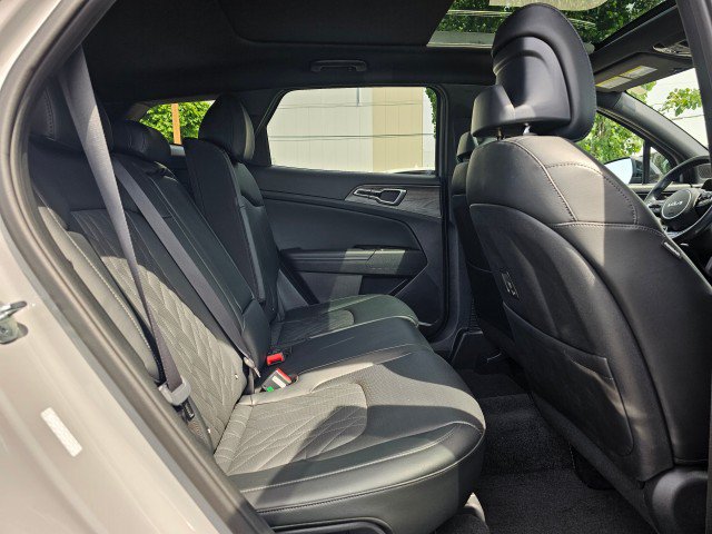 Used 2024 Kia Sportage X-Line w/ X-Line Premium Package AWD/4WD image 12