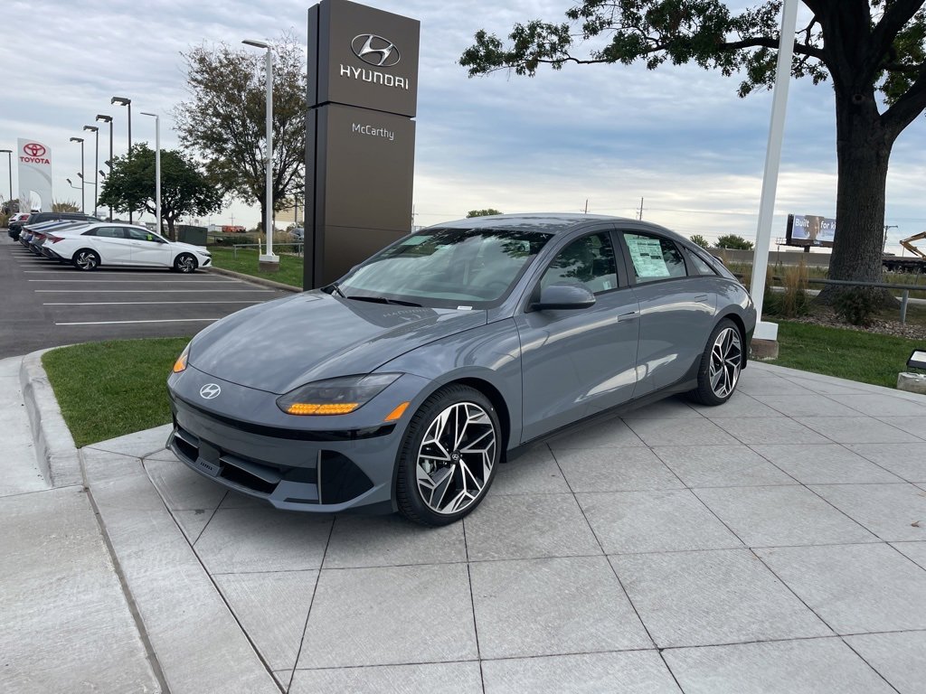 New 2025 Hyundai Ioniq 6 SEL