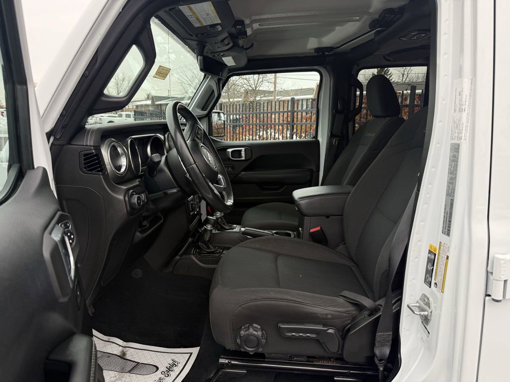 Used 2022 Jeep Wrangler Unlimited Sahara w/ LED Lighting Group image 11