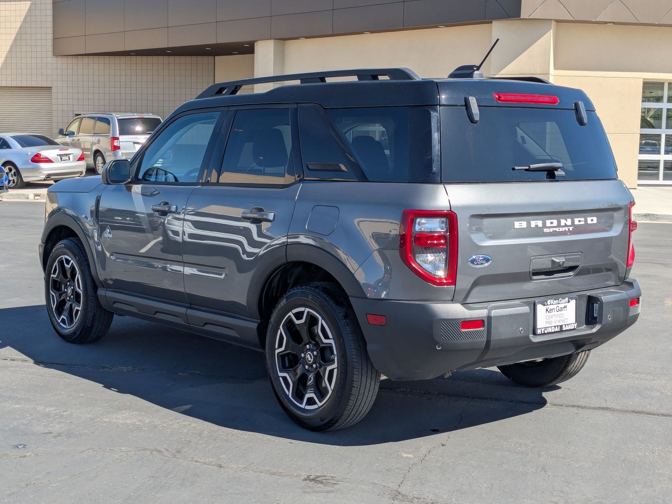Used 2025 Ford Bronco Sport Outer Banks AWD/4WD image 8