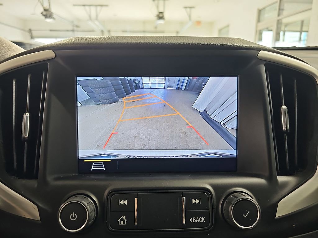 Used 2020 GMC Terrain SLE w/ Driver Convenience Package image 30