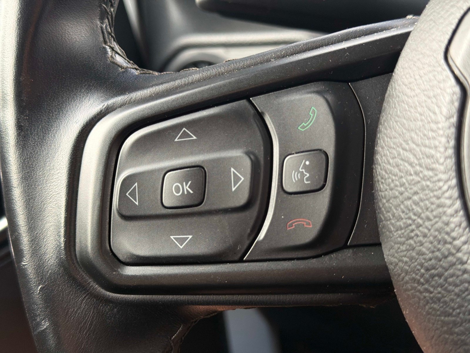 Used 2021 Jeep Wrangler Sport AWD/4WD image 35
