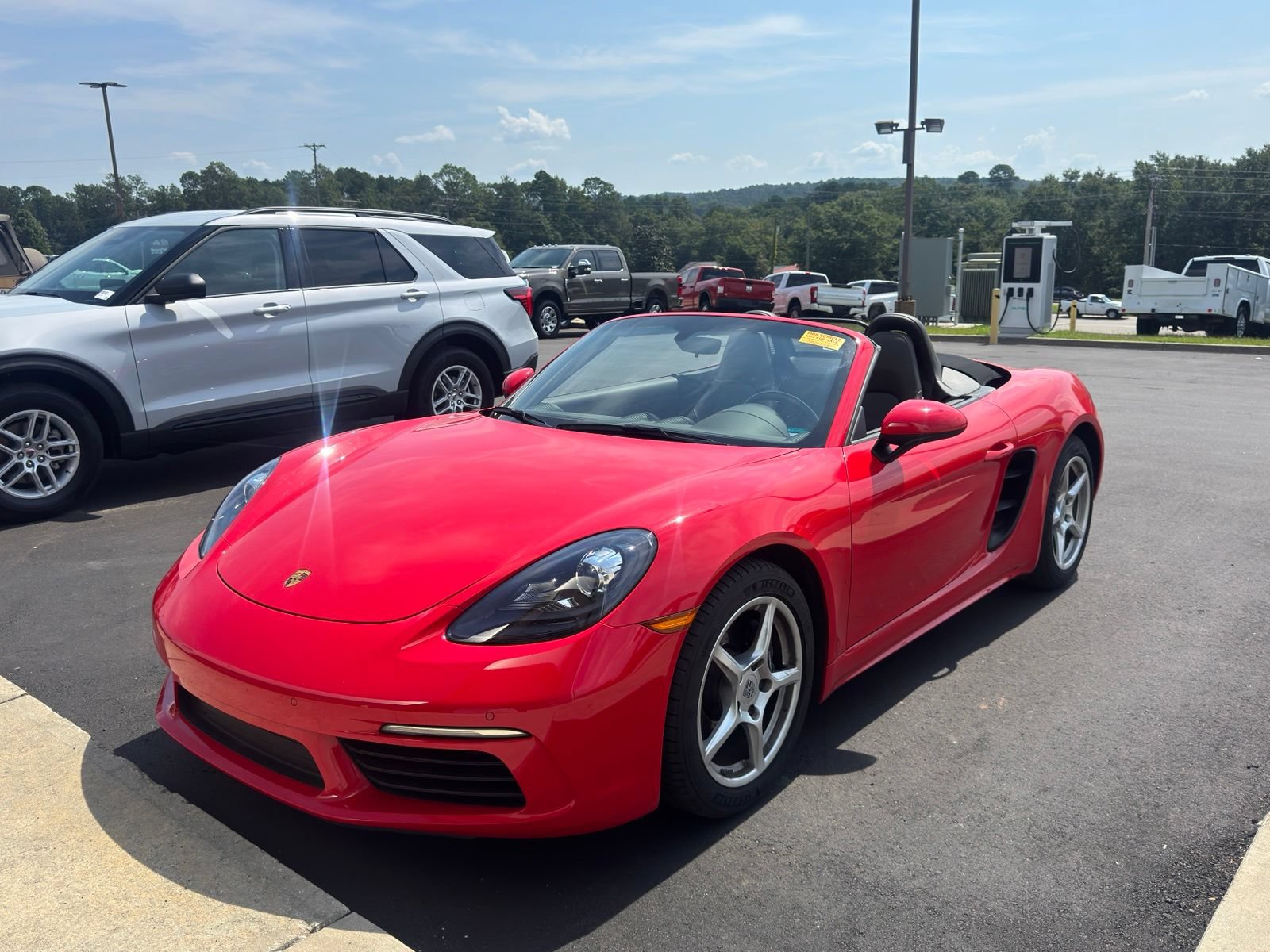 Used 2019 Porsche 718 Boxster RWD image 1