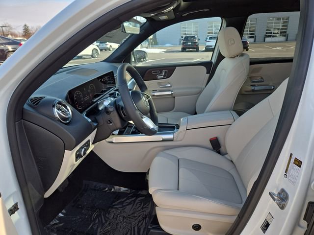 New 2026 Mercedes-Benz GLB 250 4MATIC image 25