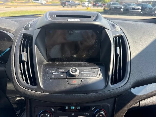 Used 2017 Ford Escape SE w/ Equipment Group 201A AWD/4WD image 19