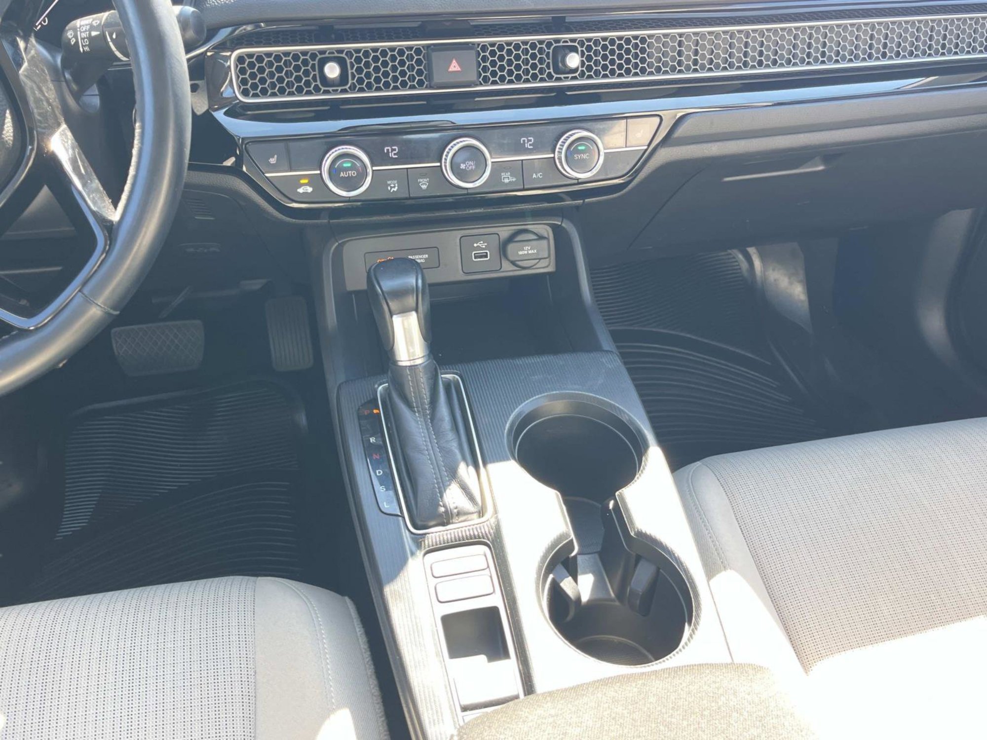 Used 2022 Honda Civic EX image 12