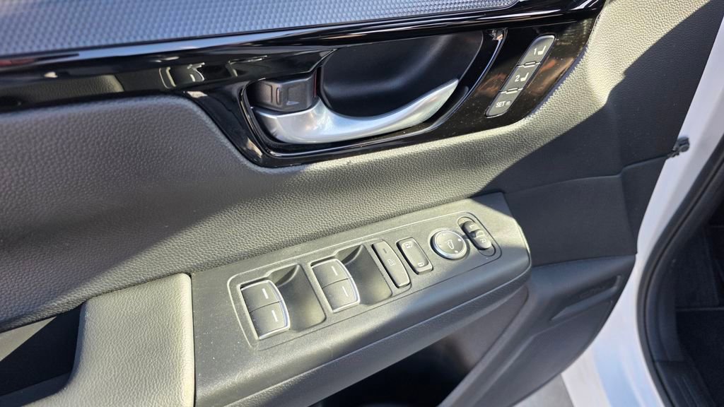 Used 2023 Honda CR-V Sport Touring image 25