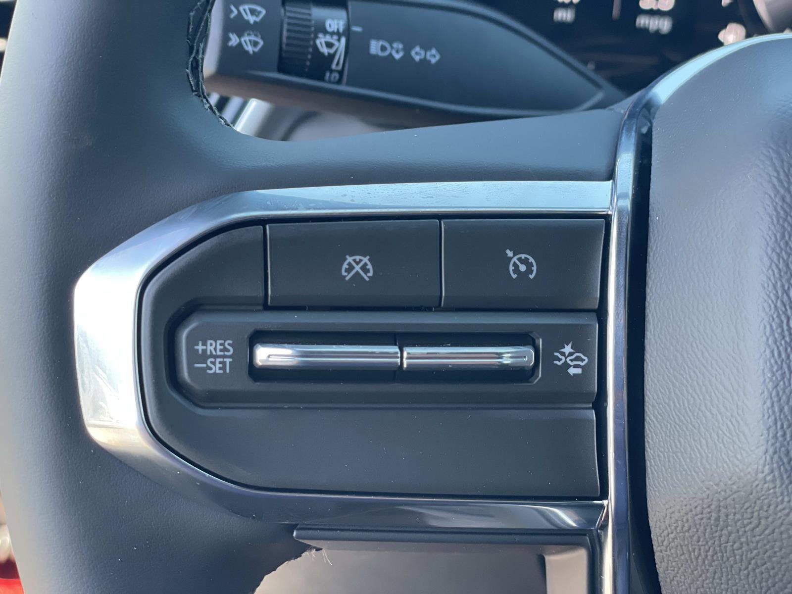 New 2026 GMC Canyon Elevation image 11