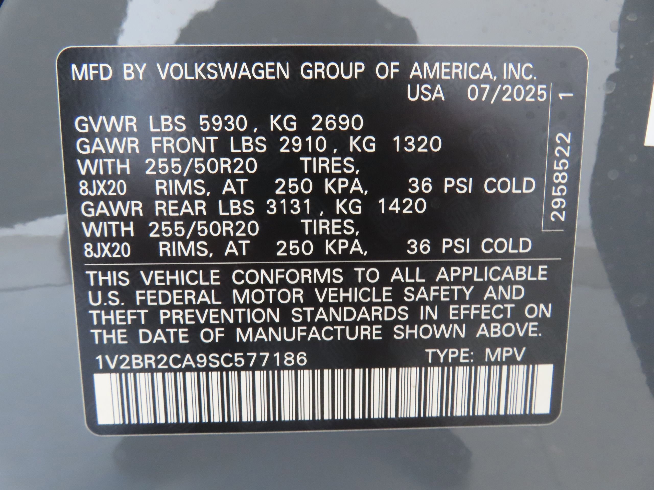 New 2025 Volkswagen Atlas SEL image 31