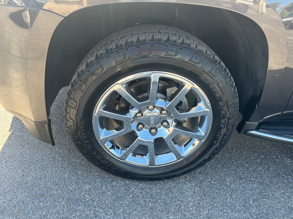 Used 2018 GMC Yukon Denali w/ Open Road Package RWD image 45