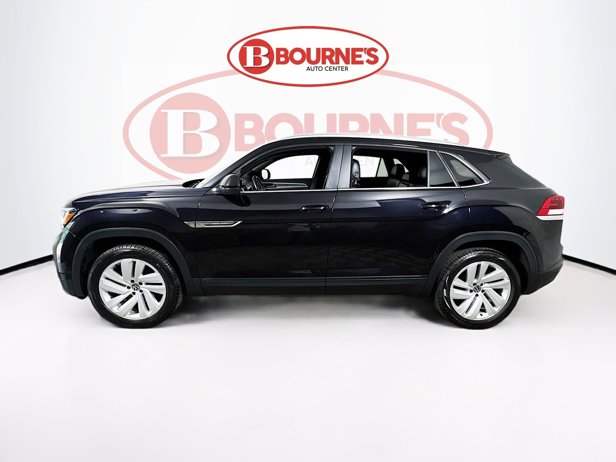 Used 2021 Volkswagen Atlas Cross Sport SE AWD/4WD image 6