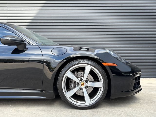 Certified 2021 Porsche 911 Carrera image 11