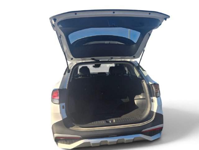 Used 2025 Kia Sportage EX FWD image 10