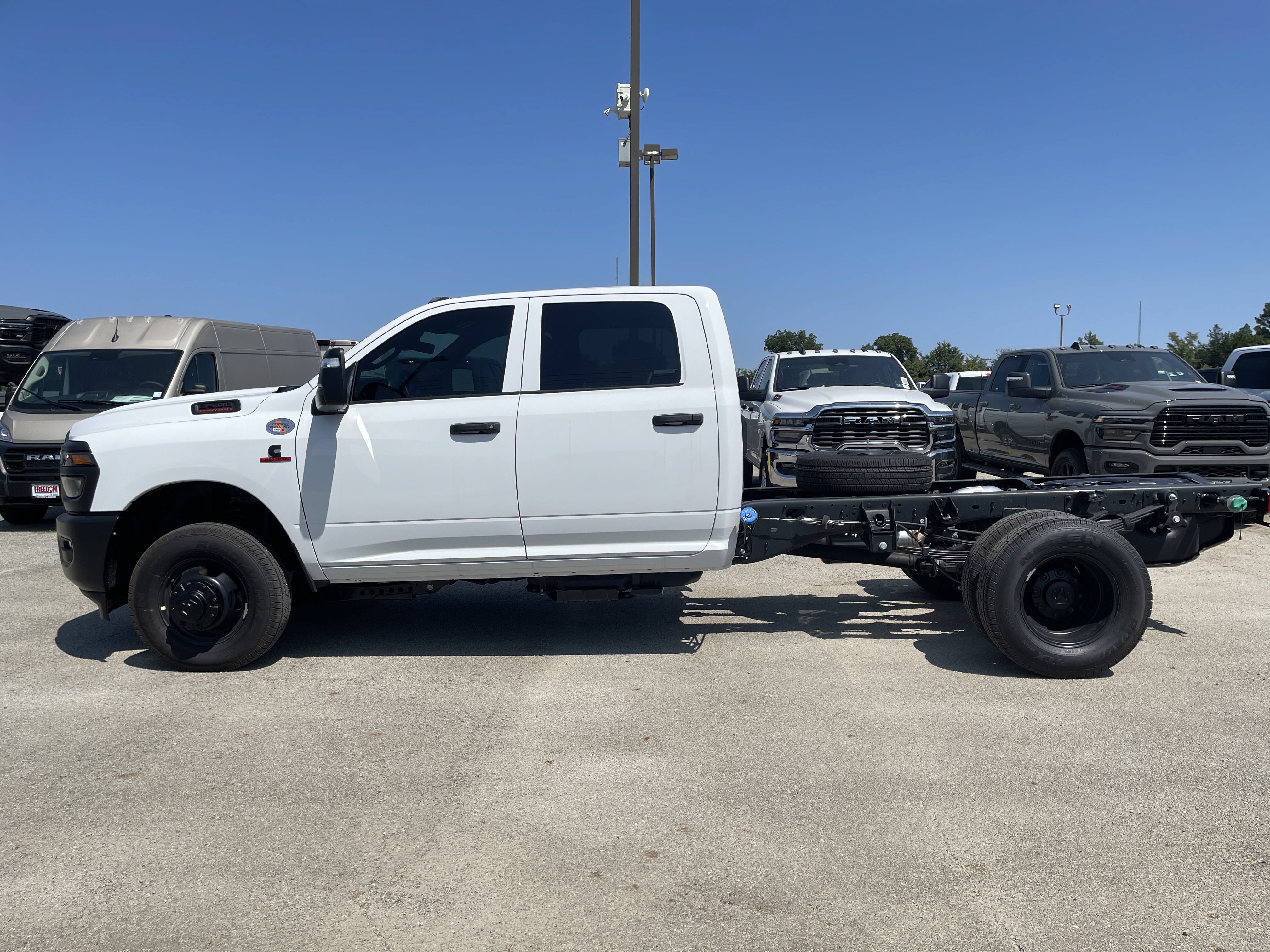 New 2026 RAM 3500 Tradesman AWD/4WD image 7