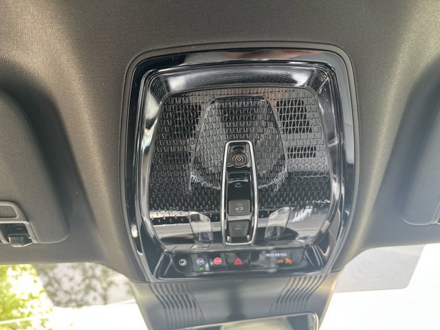 New 2026 Cadillac Vistiq Luxury w/ LPO, Floor Liner Package image 22