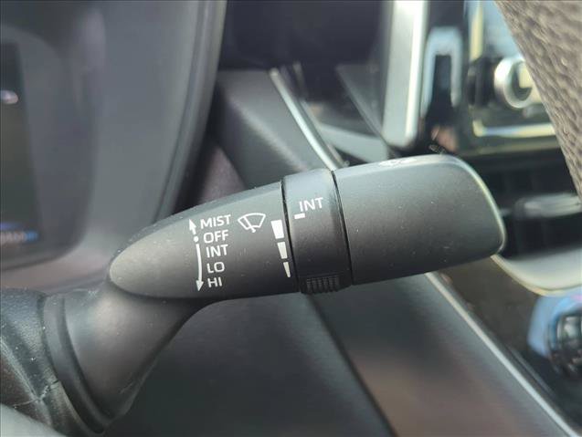 Used 2021 Toyota Corolla LE FWD image 14