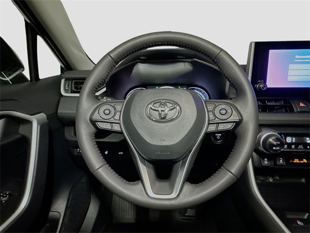 New 2025 Toyota RAV4 XLE image 7