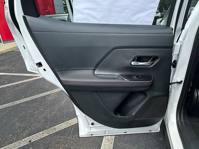 New 2025 Nissan Kicks SR w/ SR Premium Package image 20