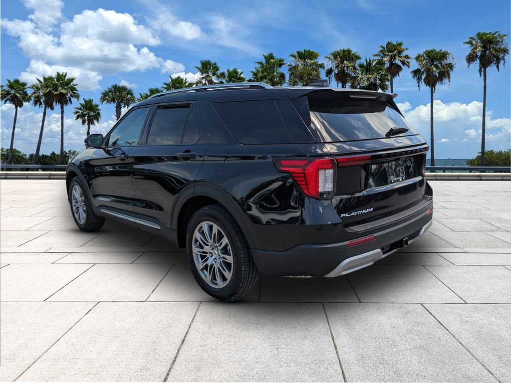 Certified 2026 Ford Explorer Platinum RWD image 6