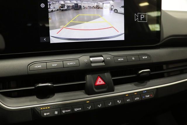 Used 2025 Kia K4 FWD image 25