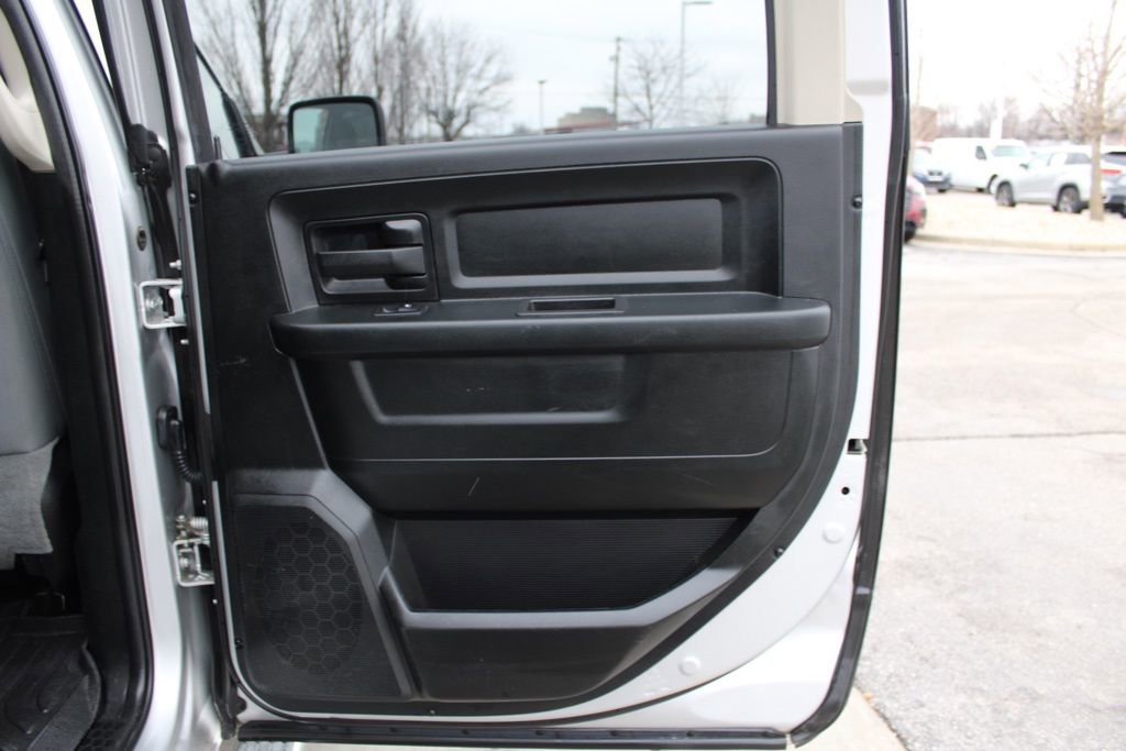 Used 2018 RAM 1500 Express w/ Express Value Package image 22