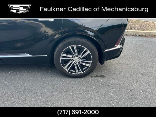 Used 2024 Cadillac Lyriq Luxury w/ LPO, Floor Liner Package AWD/4WD image 30
