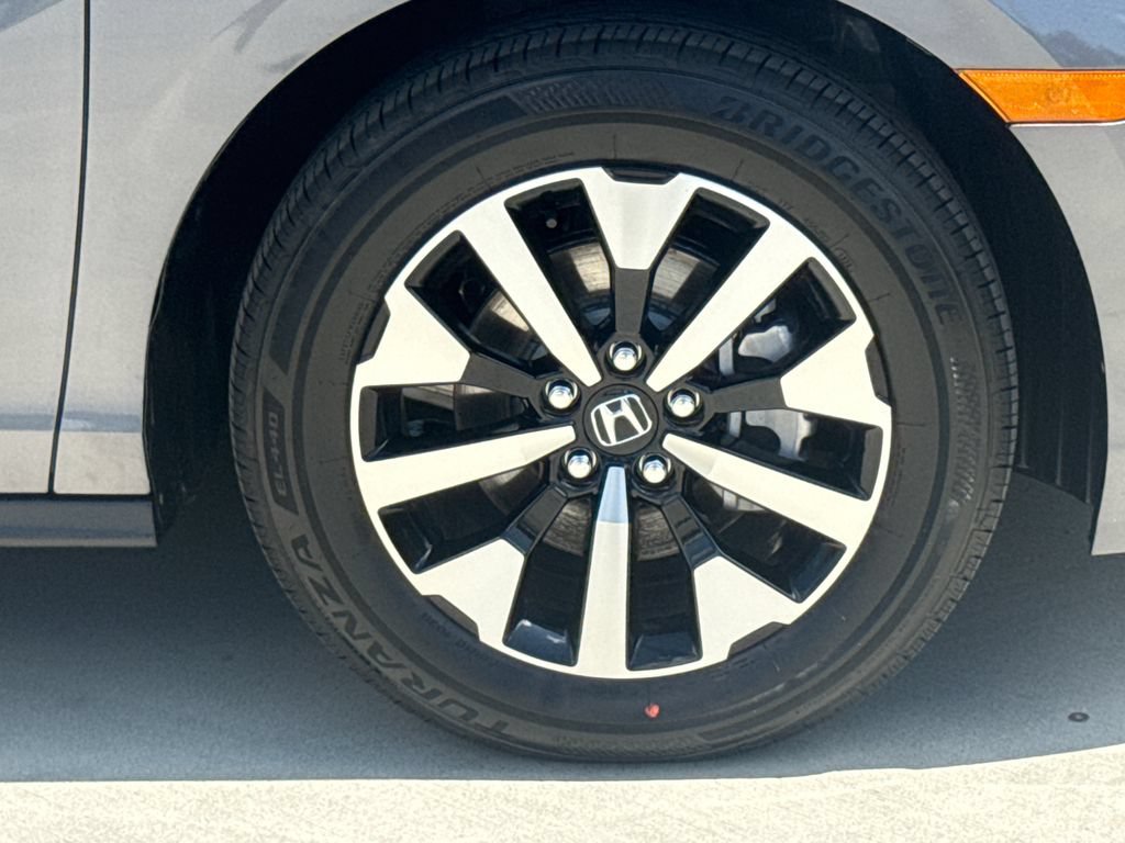 Certified 2026 Honda Odyssey EX-L image 11