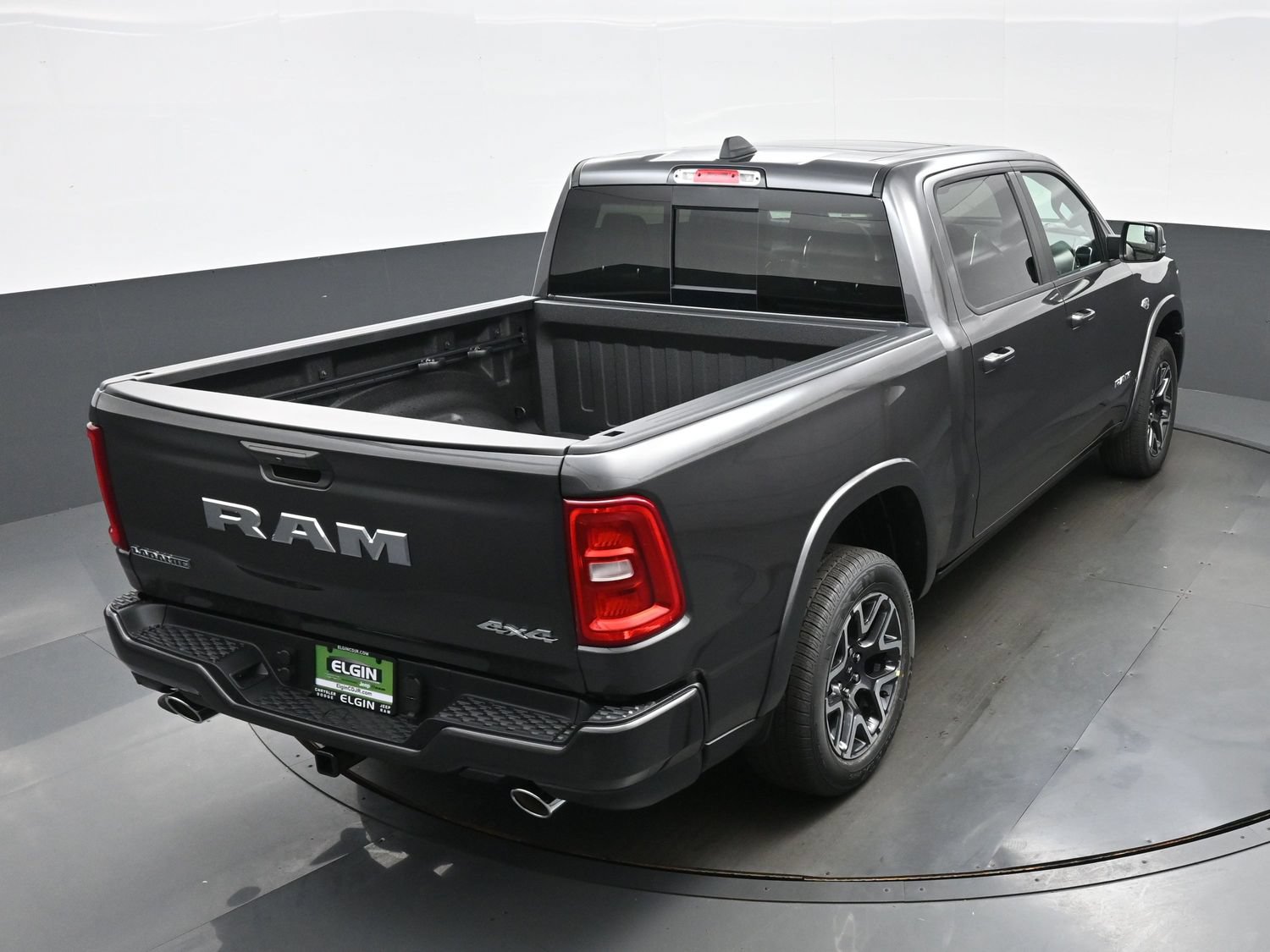 New 2027 RAM 1500 Laramie w/ Laramie Preferred Package AWD/4WD image 25