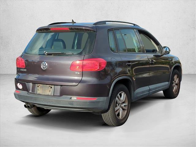 Used 2016 Volkswagen Tiguan S image 5