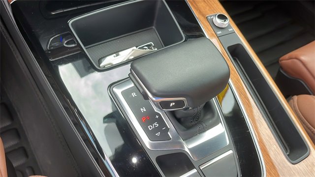 Used 2022 Audi Q5 e Premium image 17