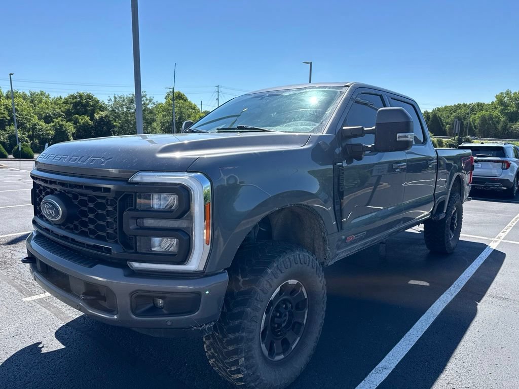 Used 2023 Ford F250 Lariat w/ Lariat Ultimate Package AWD/4WD image 2