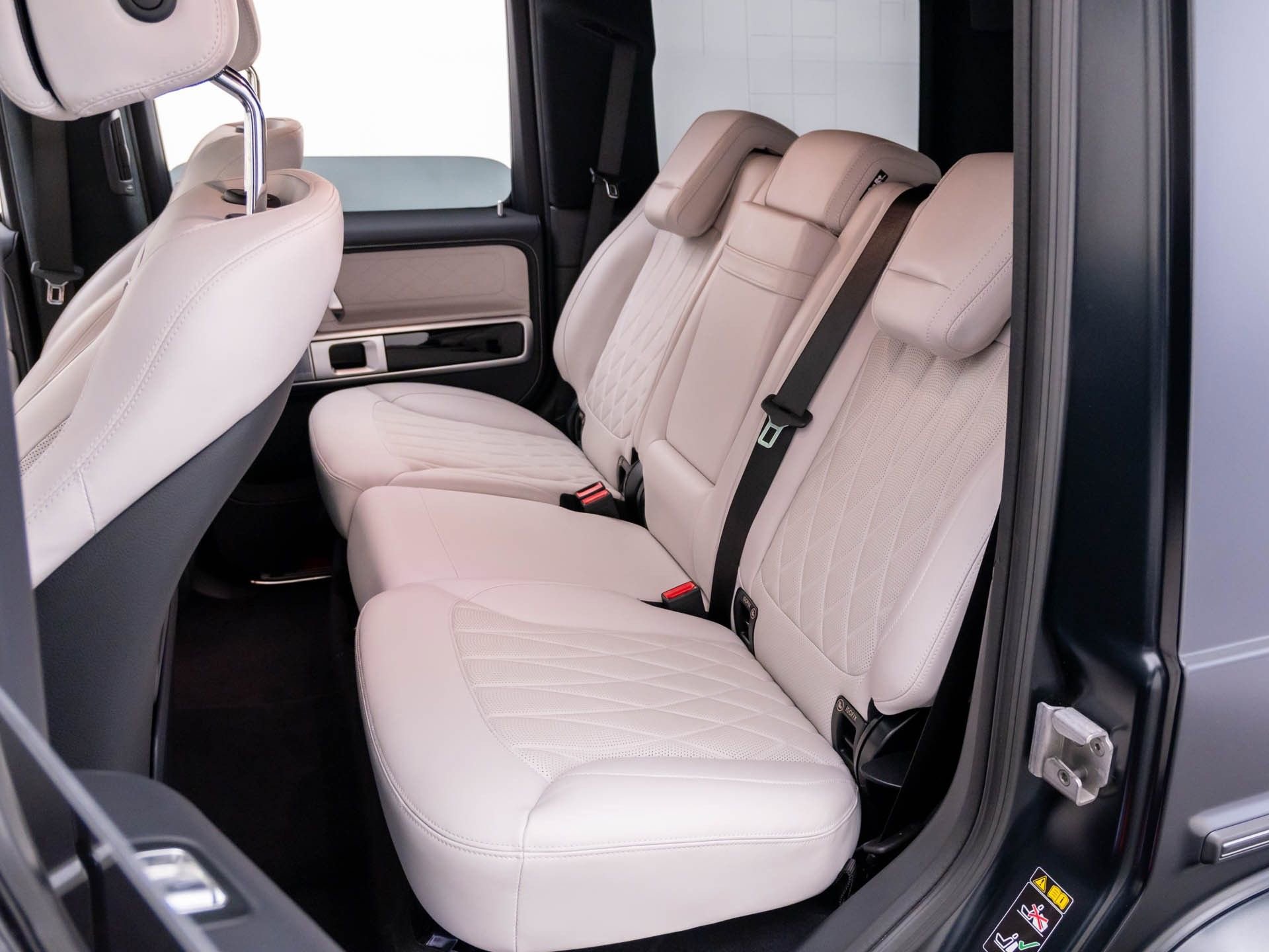 Used 2023 Mercedes-Benz G 550 image 18