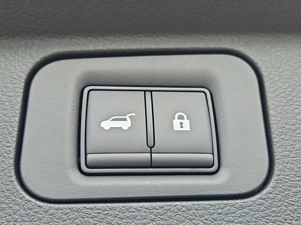 New 2025 Nissan Armada Platinum w/ Convenience Package image 23