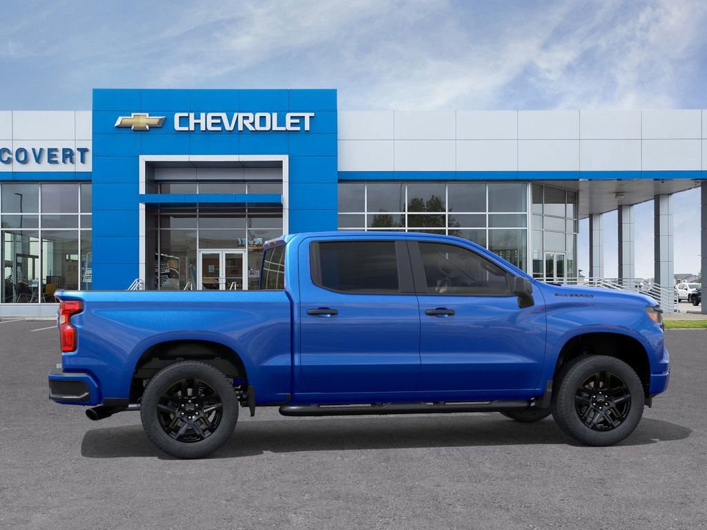 Used 2025 Chevrolet Silverado 1500 Custom w/ Turbomax Blackout Package image 5