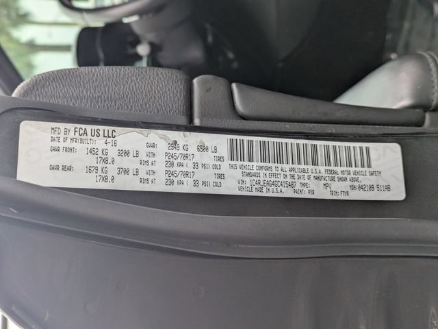 Used 2016 Jeep Grand Cherokee Laredo RWD image 33