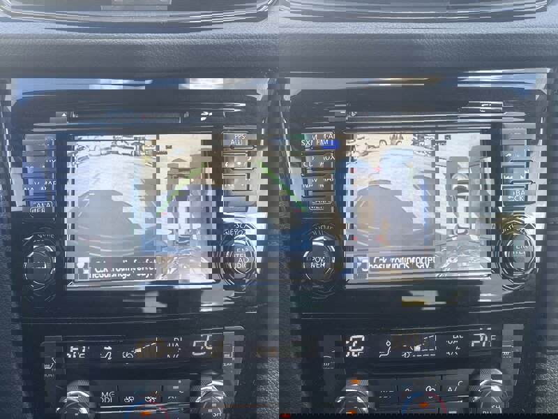 Used 2017 Nissan Rogue SL image 32