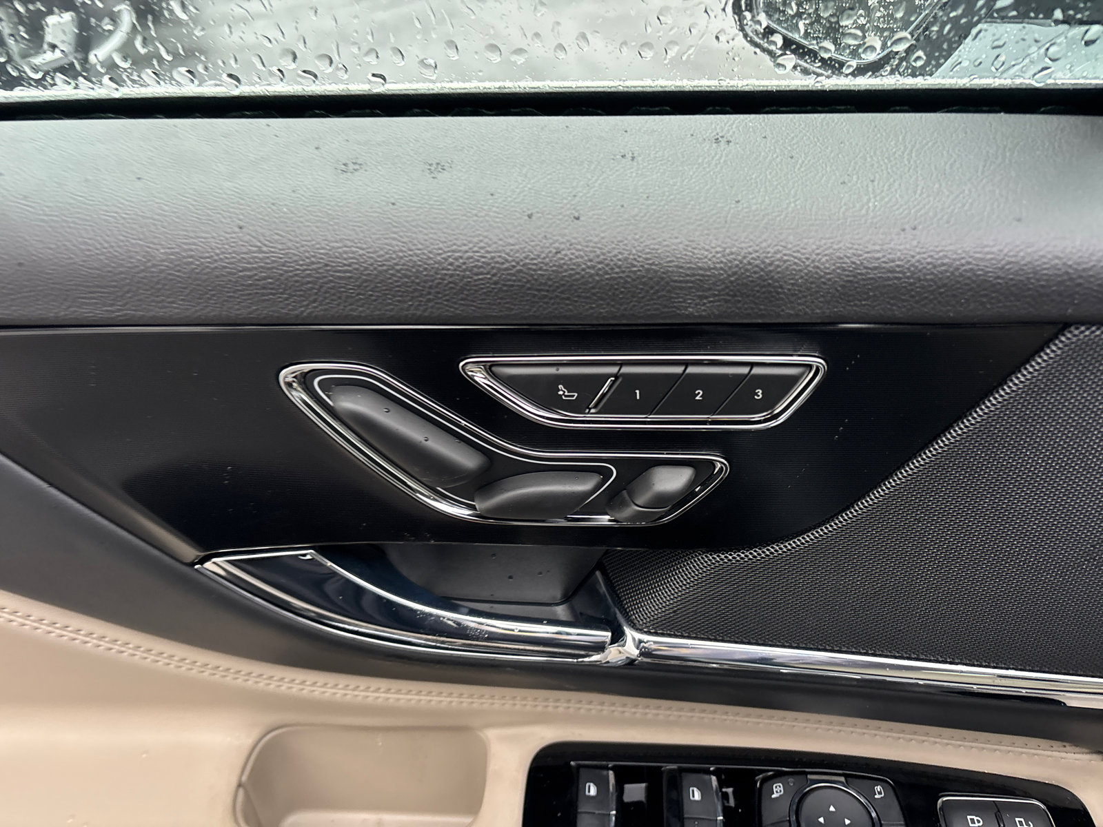 New 2026 Lincoln Corsair Grand Touring image 12