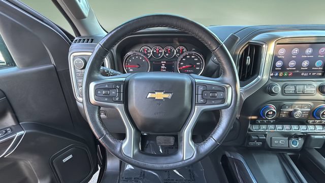 Used 2022 Chevrolet Silverado 2500 LTZ w/ LTZ Convenience Package AWD/4WD image 14