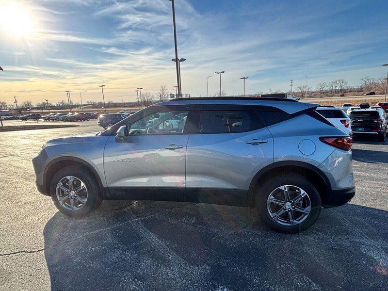 Certified 2024 Chevrolet Blazer LT w/ Convenience Package image 2