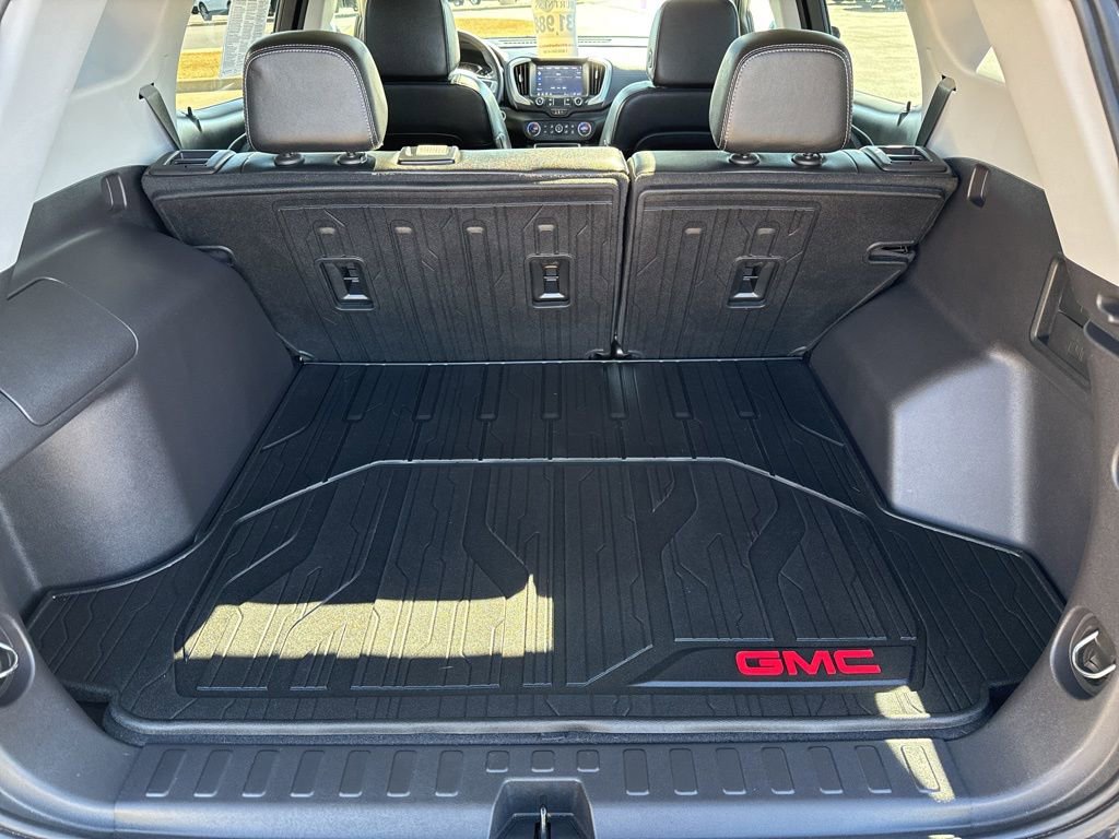 Certified 2024 GMC Terrain SLT w/ Infotainment Package II image 27