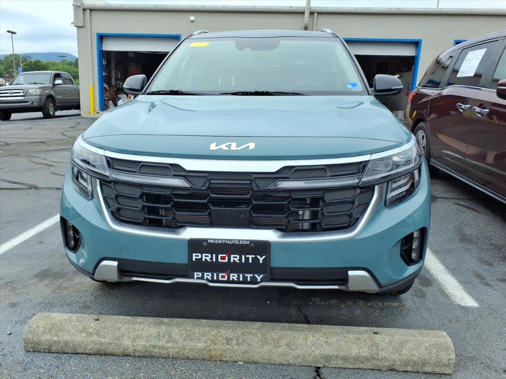 Used 2025 Kia Seltos SX AWD/4WD image 5