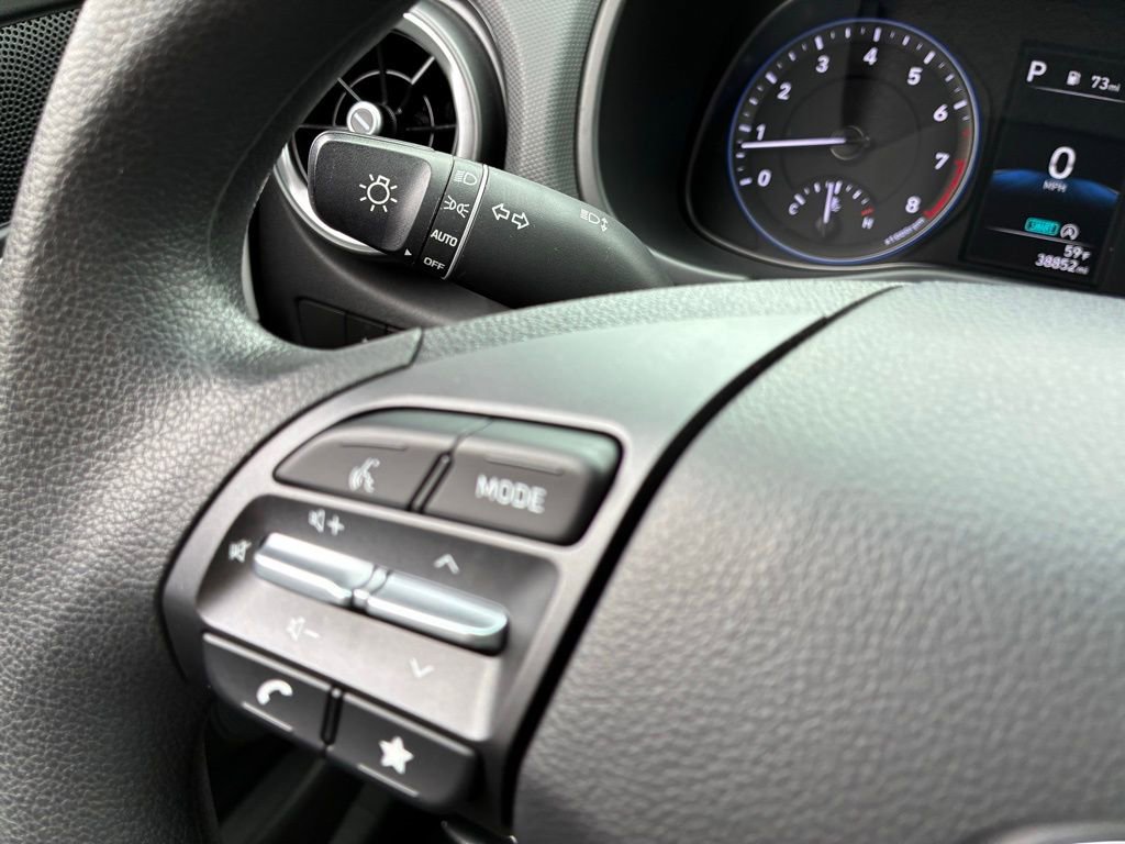 Used 2023 Hyundai Kona SEL w/ Cargo Package image 28