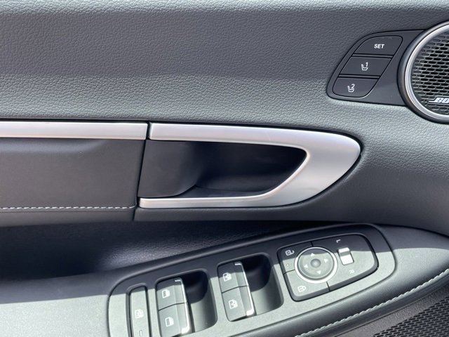 New 2025 Hyundai Sonata Limited image 18
