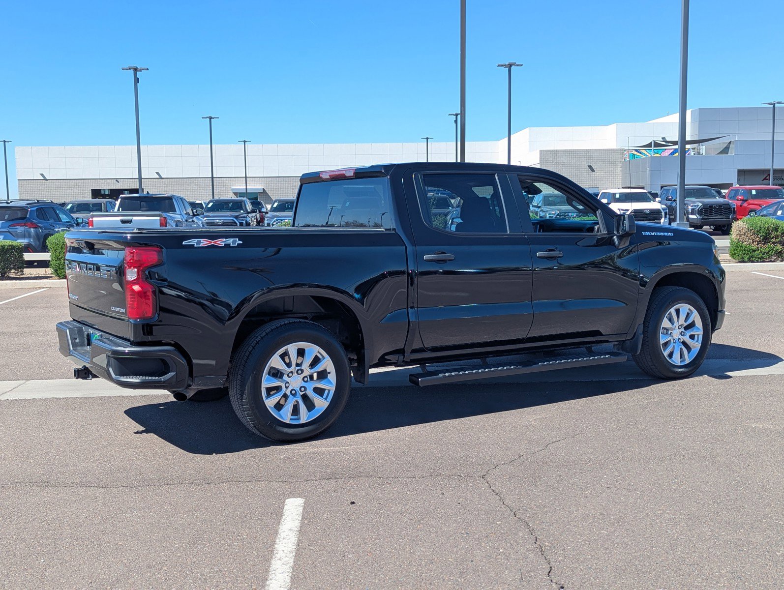 Certified 2024 Chevrolet Silverado 1500 Custom image 5