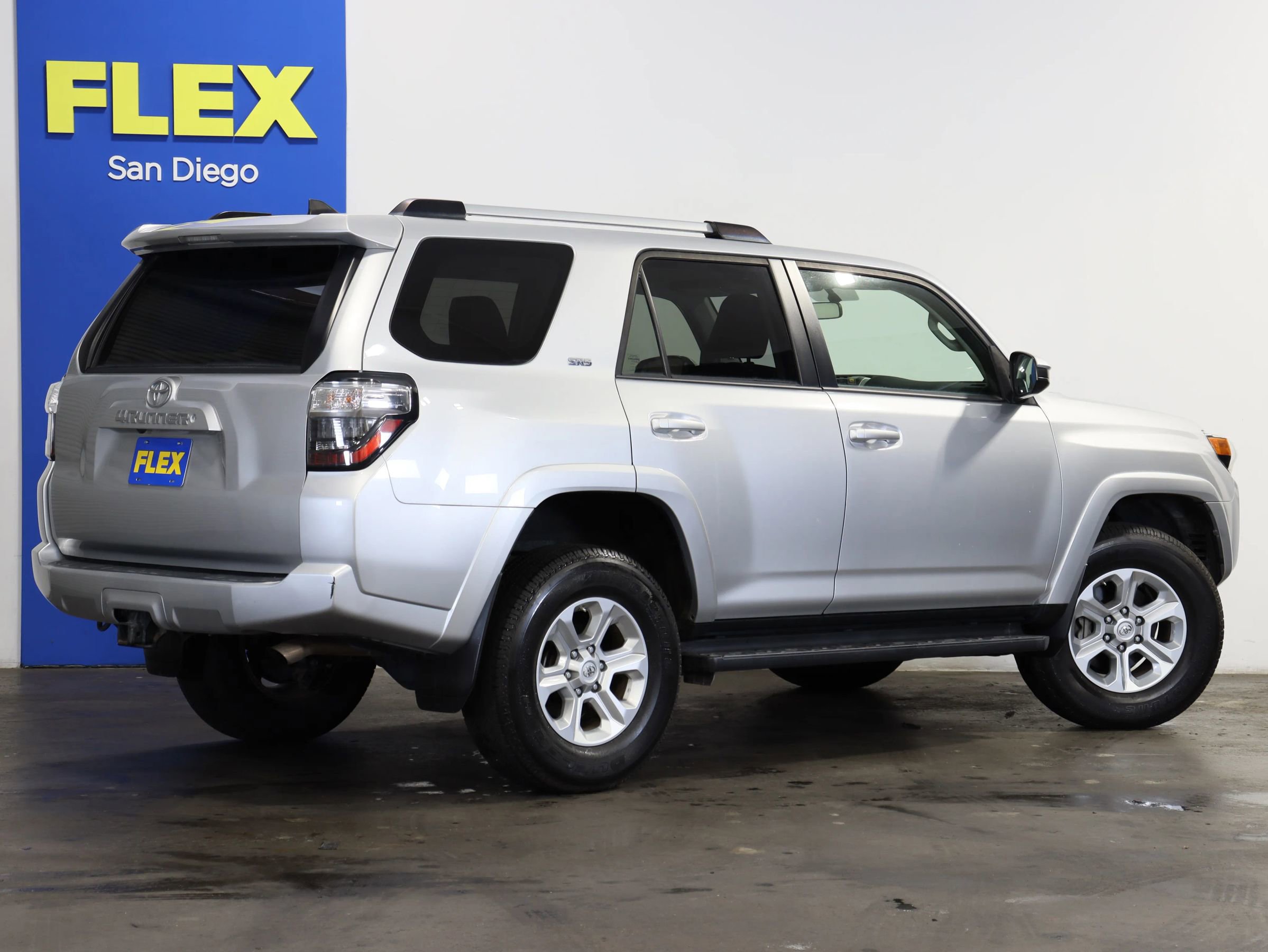Used 2019 Toyota 4Runner SR5 image 5