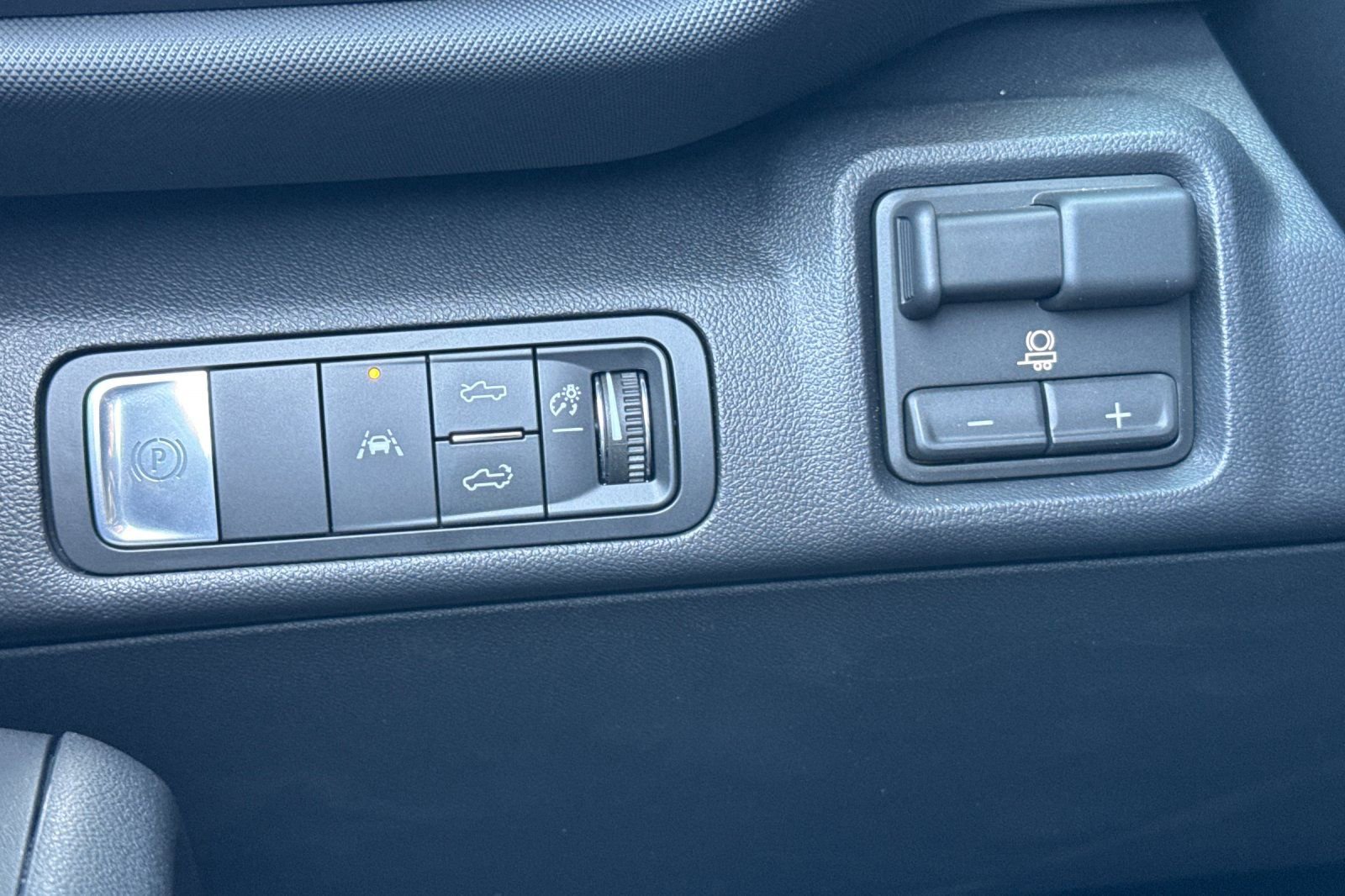 Used 2026 Chevrolet Silverado EV LT w/ Plus Package image 37