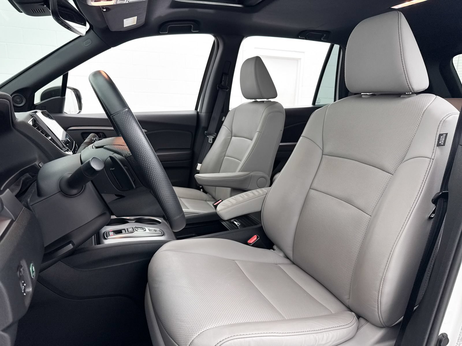 Used 2023 Honda Passport EX-L image 18