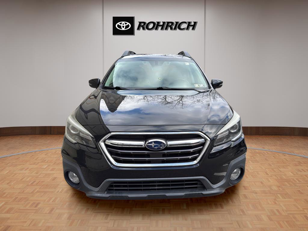Used 2018 Subaru Outback 2.5i Limited image 2